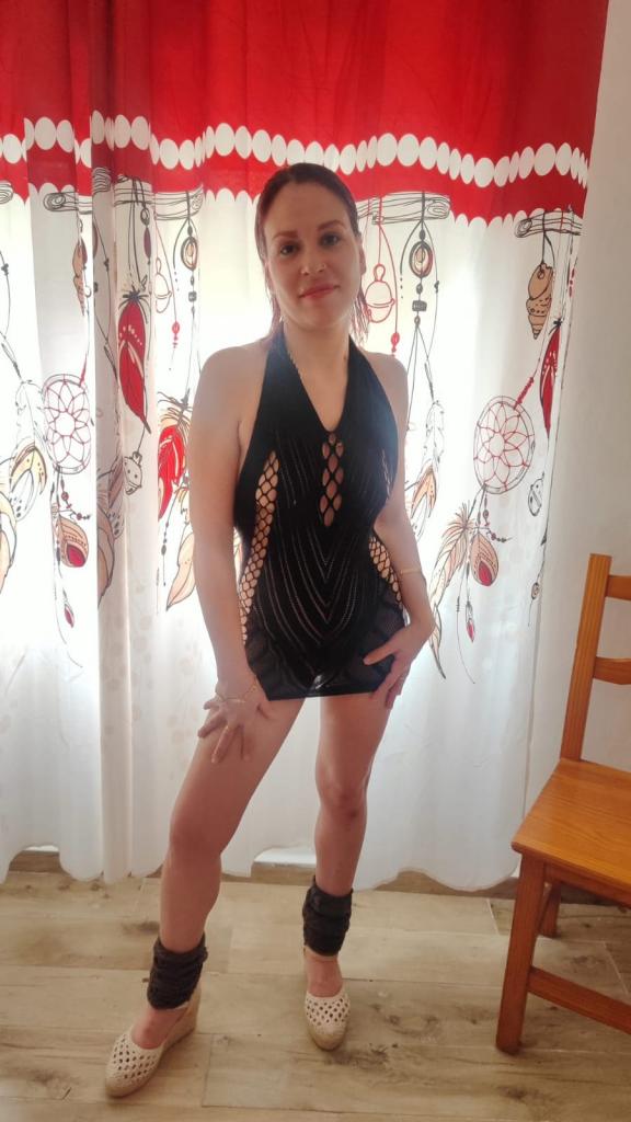 Chica busca chico en Cádiz: 