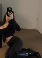 614808056: Chica busca chico en Sevilla