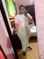 677830485: Chica busca chico en Barcelona