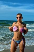 637927345: Chica busca chico en Gerona