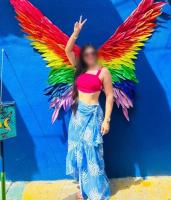 631869781: Chica busca chico en Barcelona