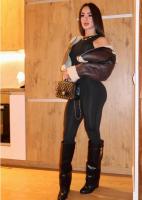 613876324: Chica busca chico en La Coruña