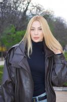 662451480: Chica busca chico en Madrid