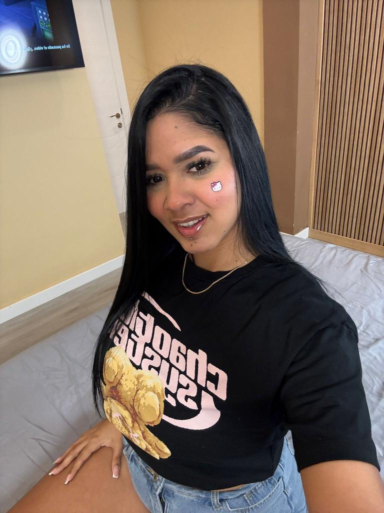 Chica busca chico en Alicante: Chica busca chico