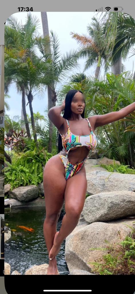 Chica busca chico en Granada: 