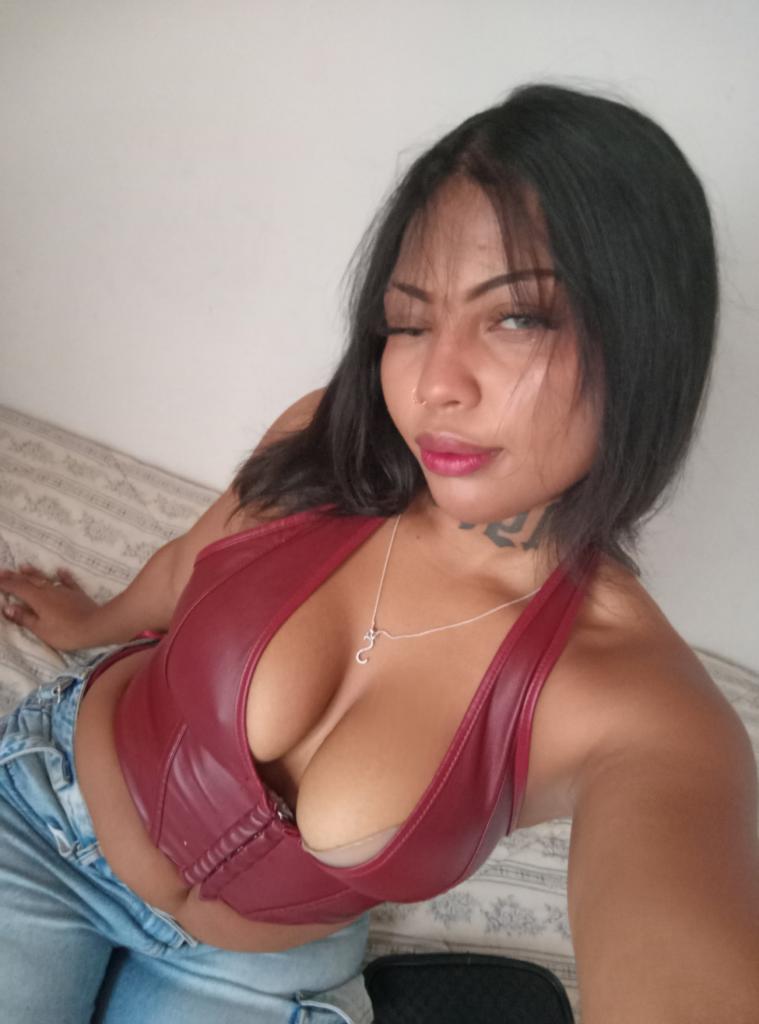 Chica busca chico en Sevilla: 