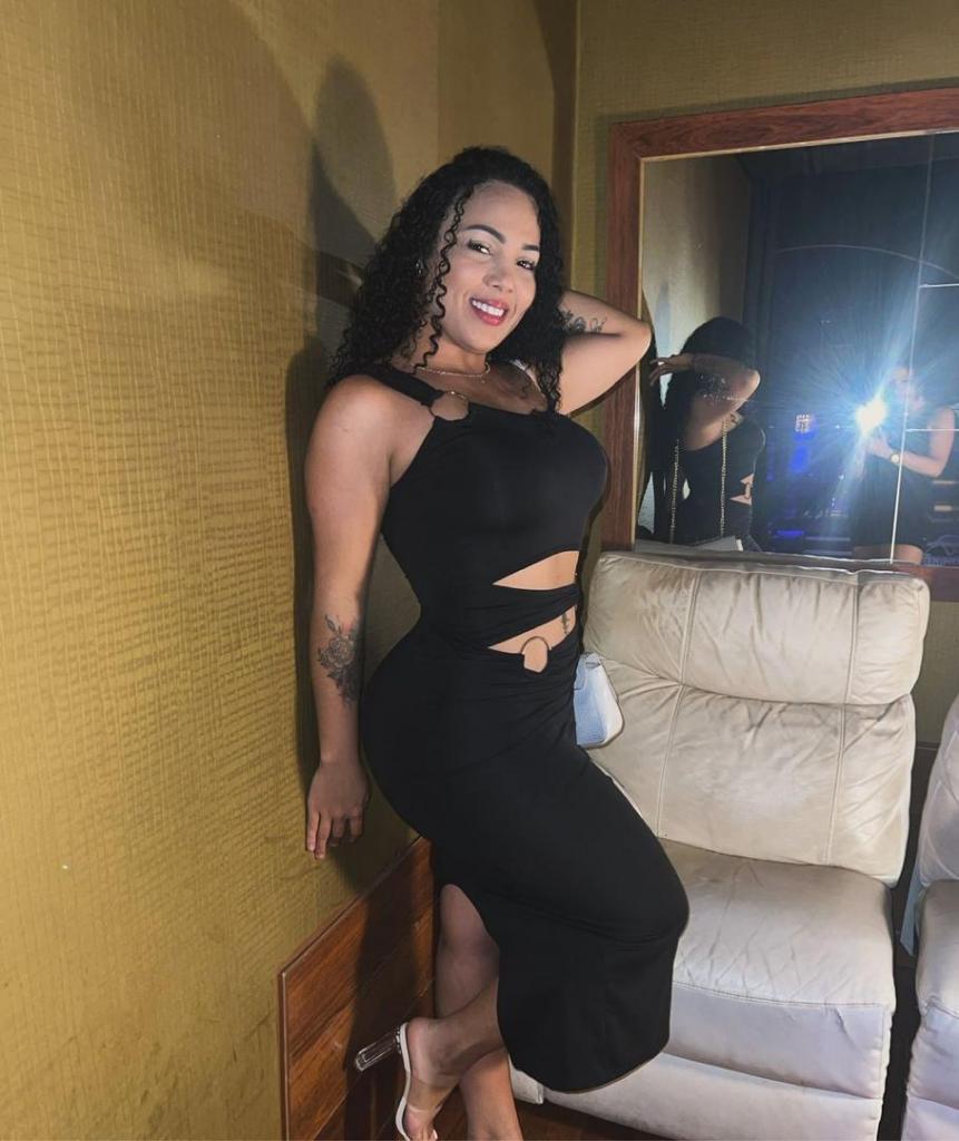 Chica busca chico en Granada: 