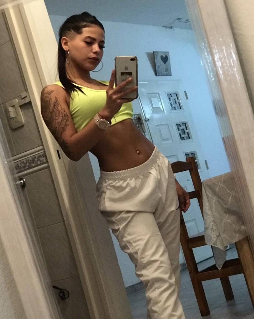 642086074: Chica busca chico en Granada