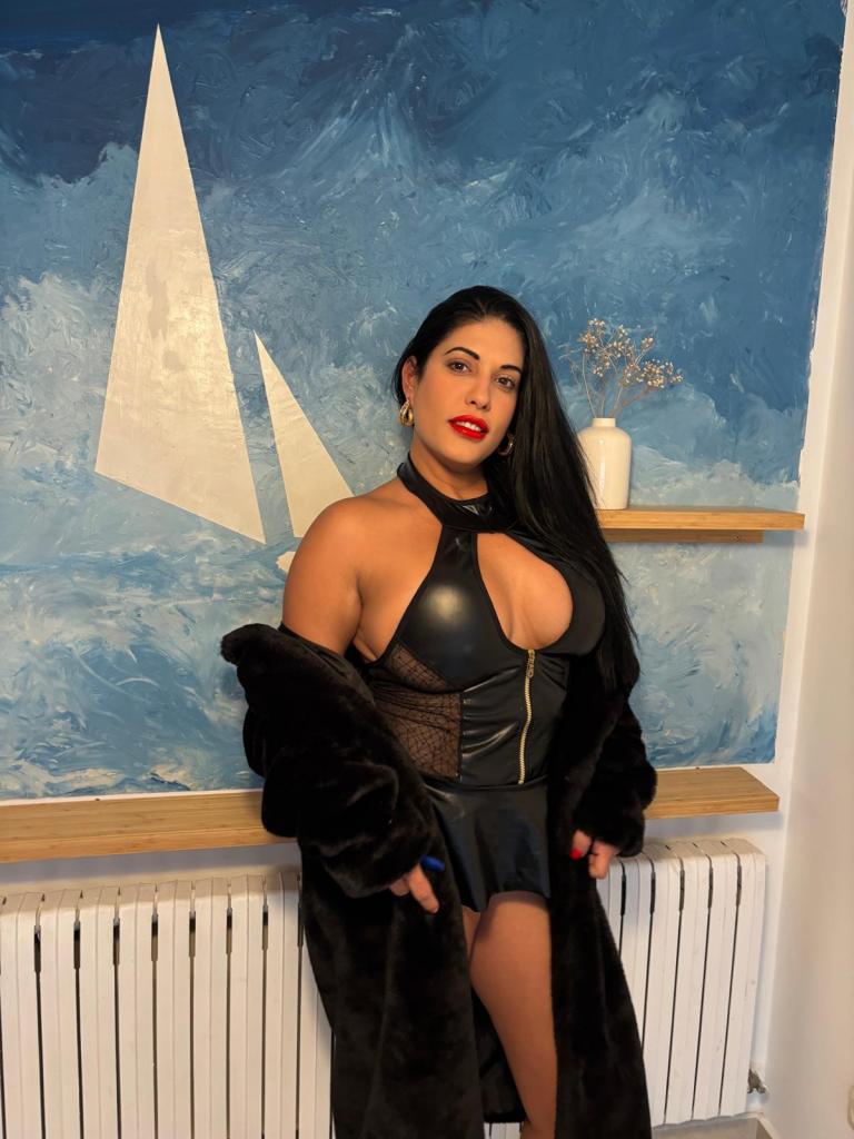 Chica busca chico en Sevilla: 