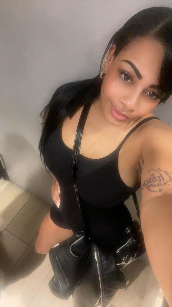 Chica busca chico en Ibiza: 