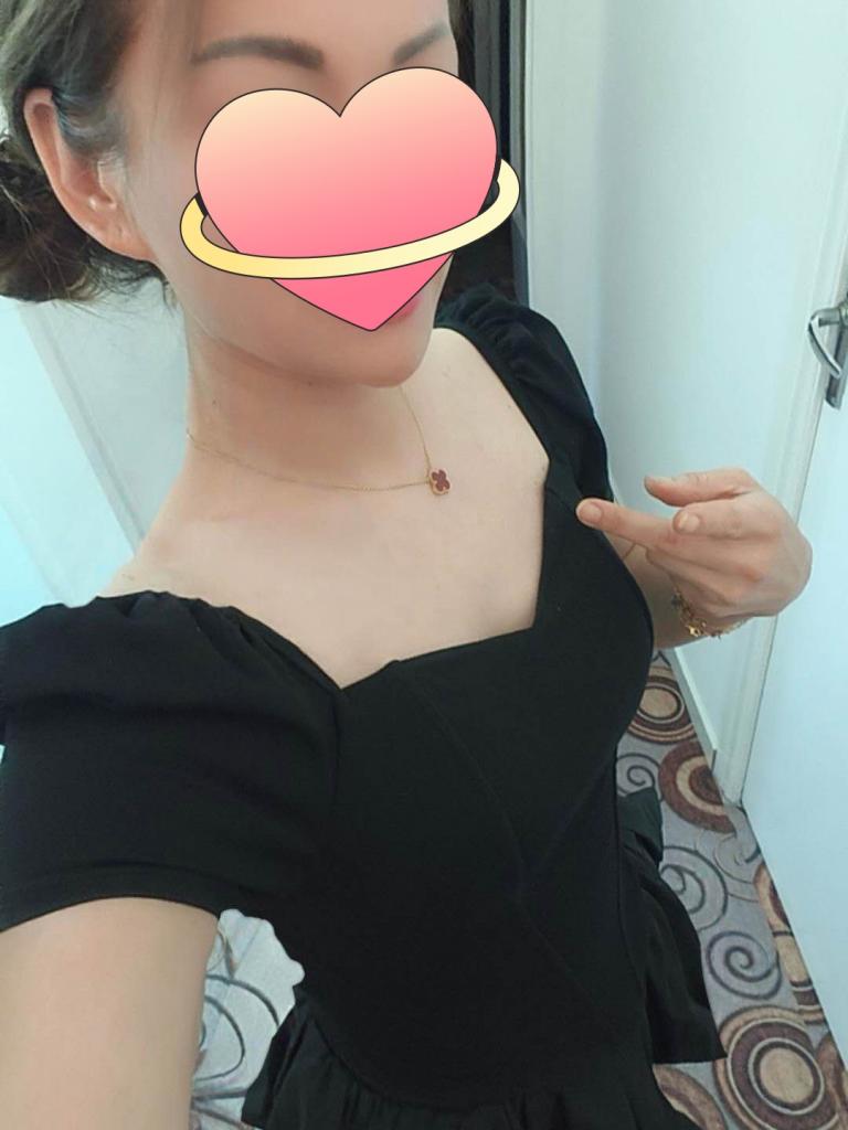 Chica busca chico en Tarragona: Chica busca chico