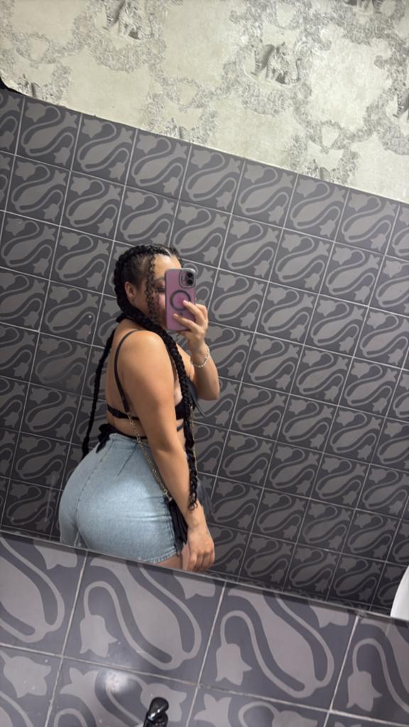 Chica busca chico en Tenerife: 