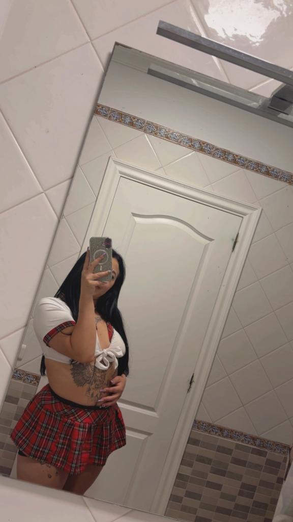 Chica busca chico en Tenerife: 