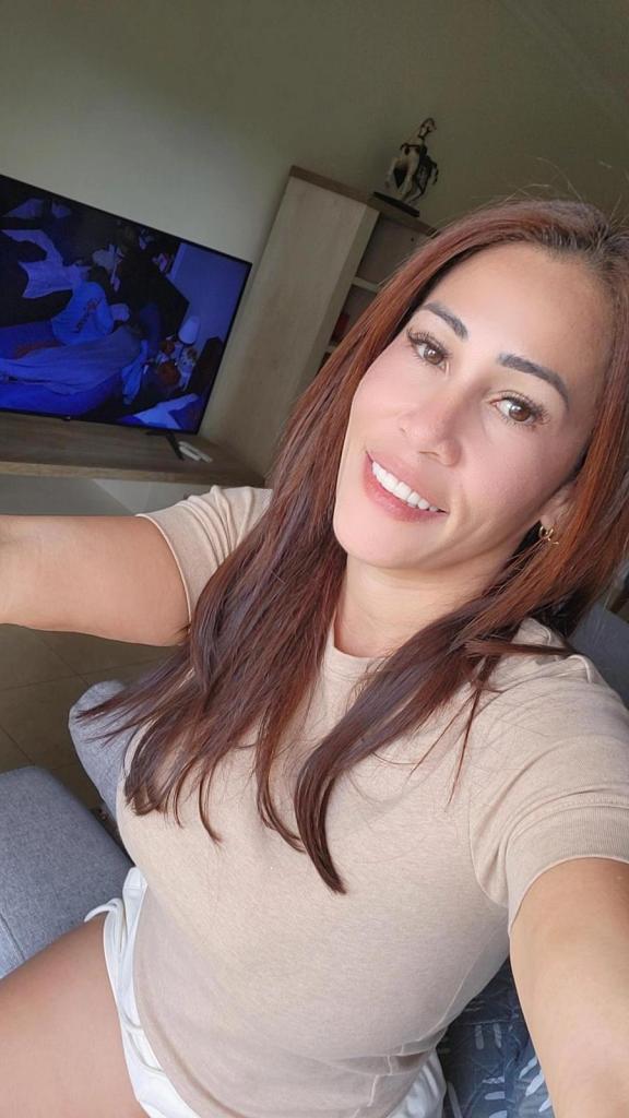 Chica busca chico en Tenerife: 