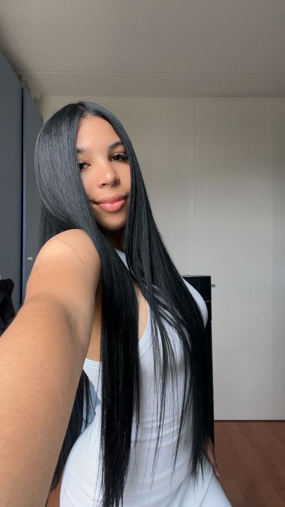 Chica busca chico en Málaga: Chica busca chico