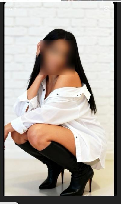 616832996: Chica busca chico en Barcelona