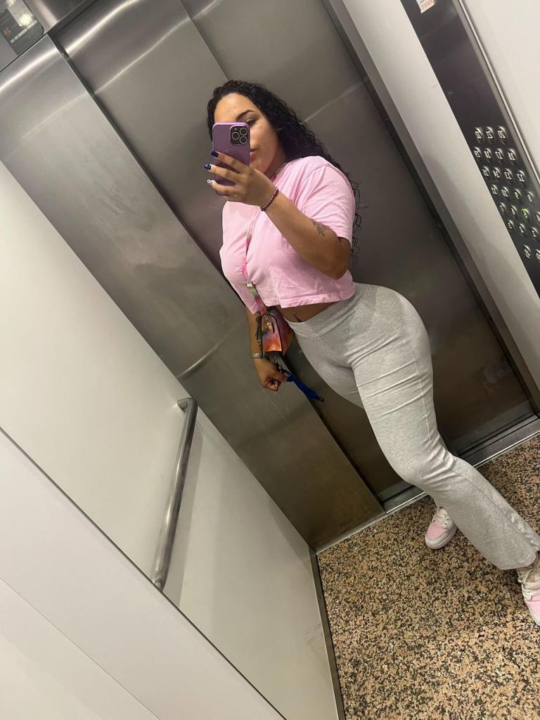 Chica busca chico en Granada: 