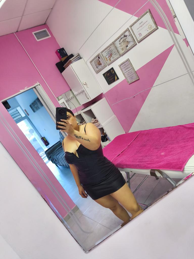 637956898: Chica busca chico en Málaga