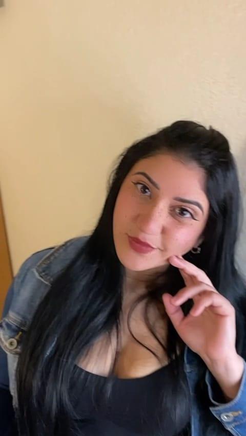 Chica busca chico en Granada: 