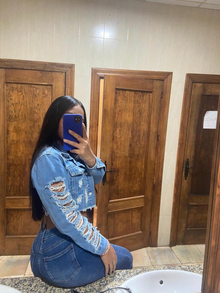 Chica busca chico en Murcia: 