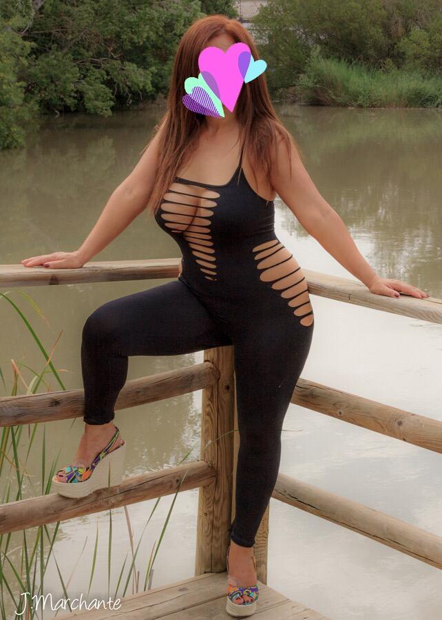 Chica busca chico en Granada: 