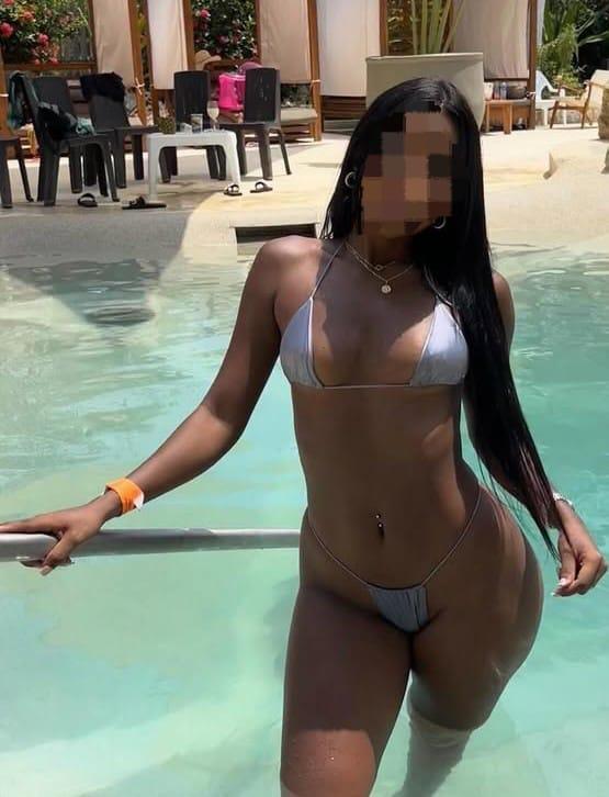 Chica busca chico en Huelva: 