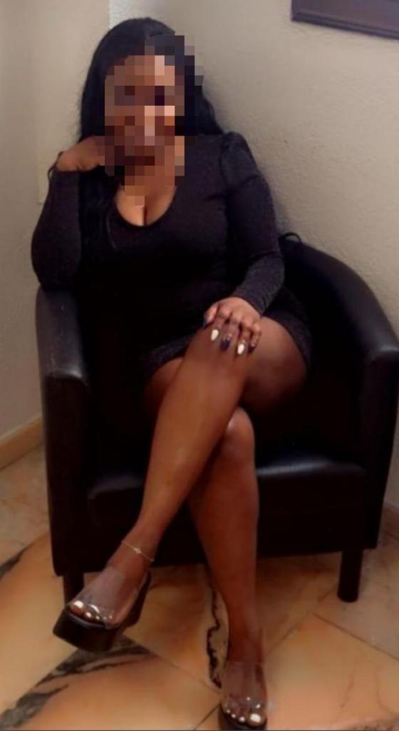 Chica busca chico en Gerona: 