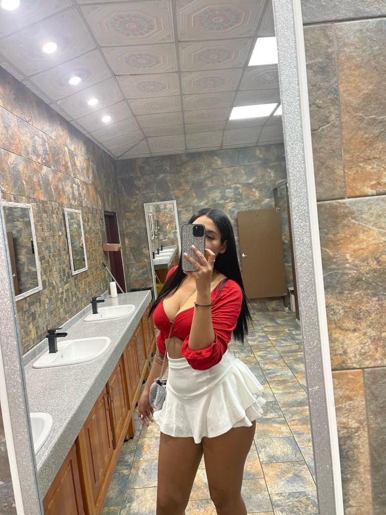 Chica busca chico en Murcia: Chica busca chico