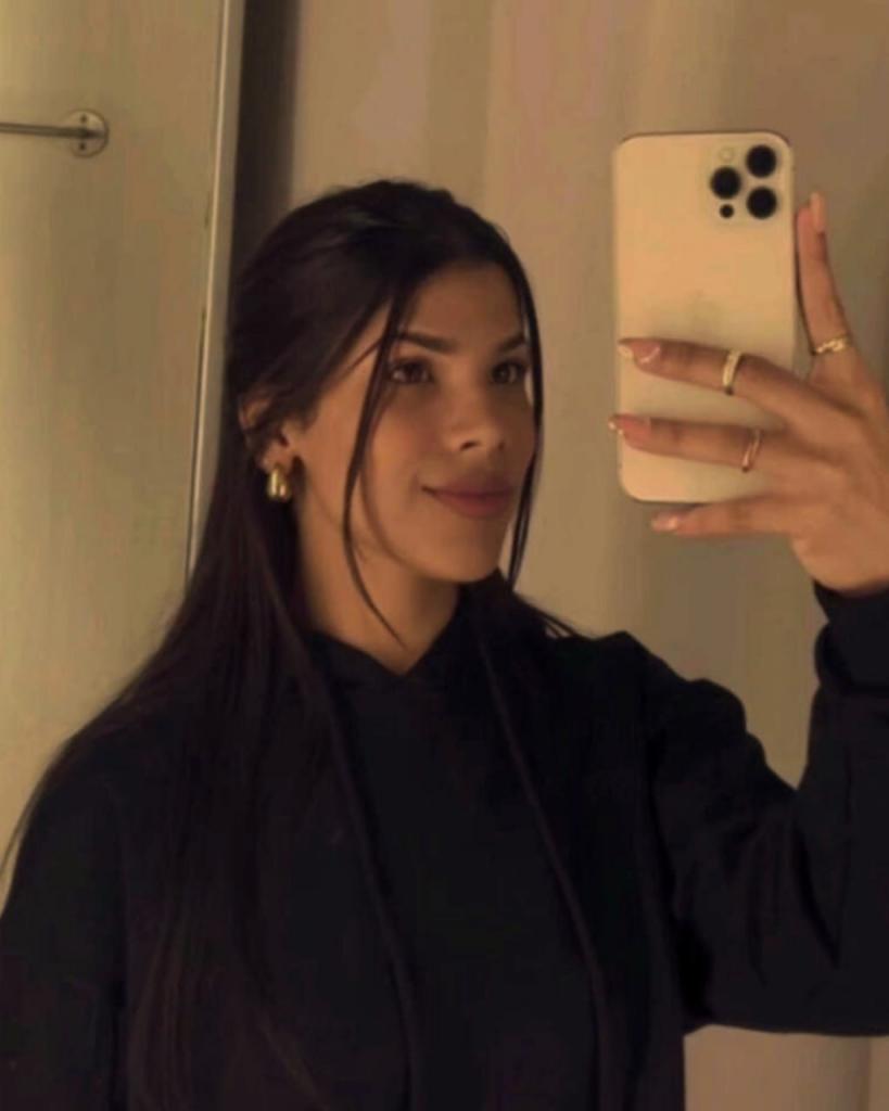 Chica busca chico en Mallorca: 