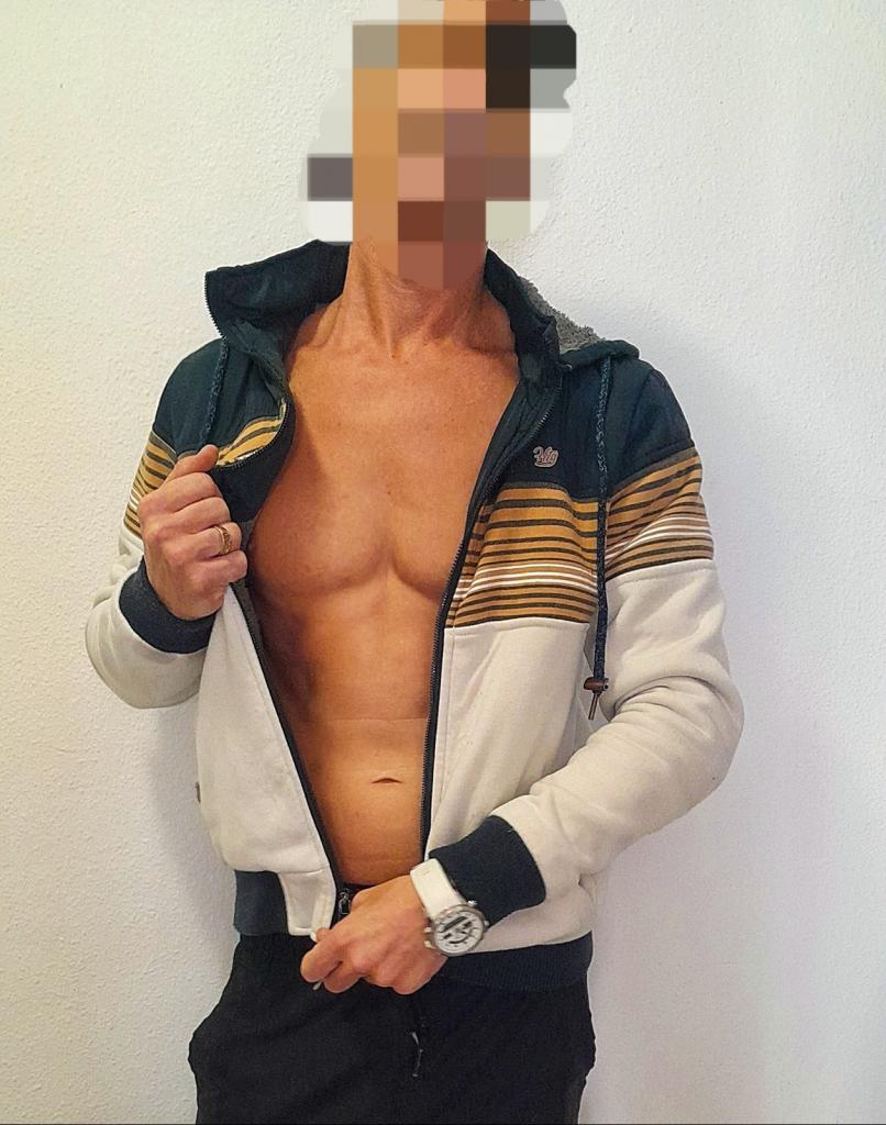 640139450: Chico busca chica en Valencia