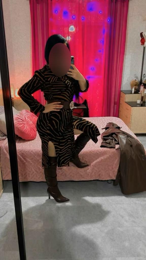 Chica busca chico en Granada: 