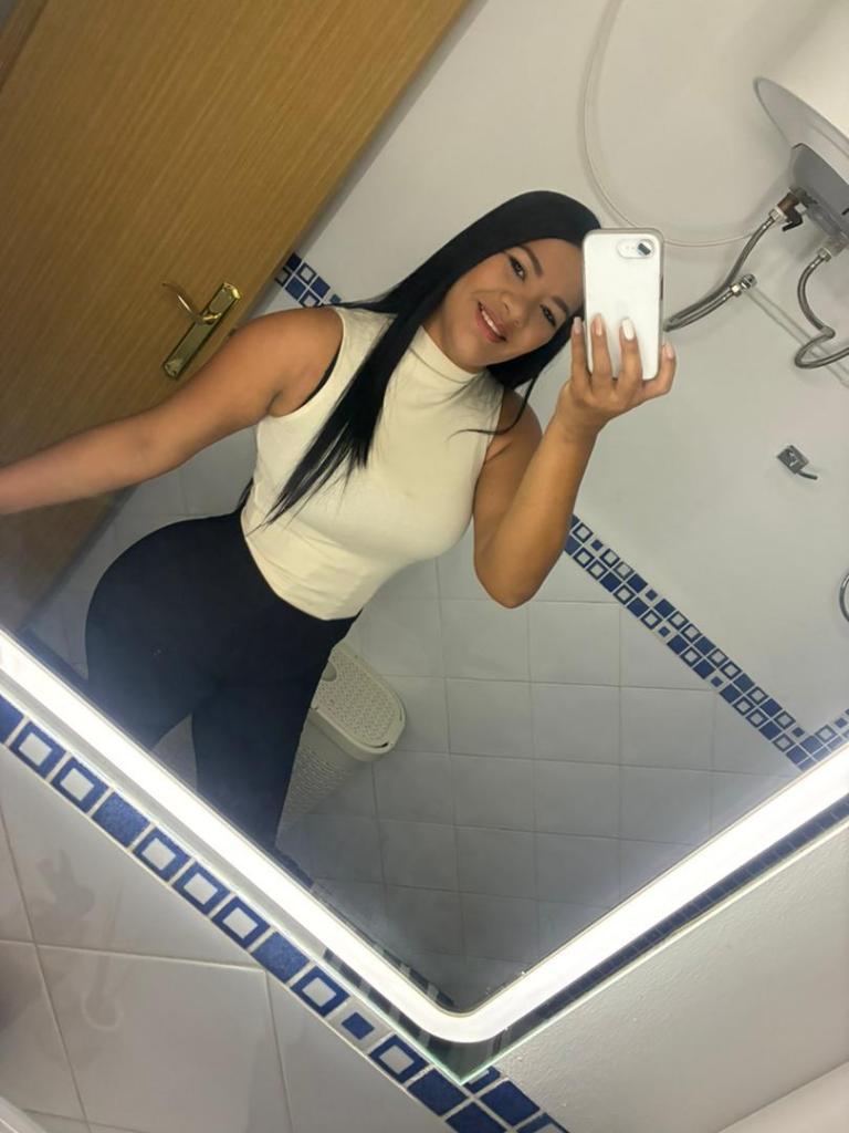 Chica busca chico en Murcia: Chica busca chico