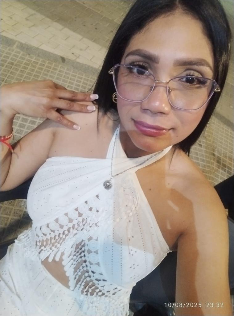 642884197: Chica busca chico en Huelva