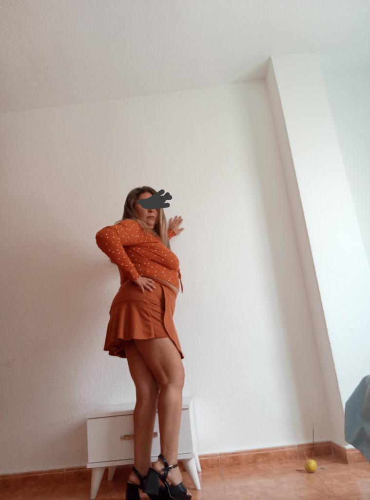 Chica busca chico en Murcia: 