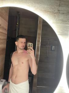 613593389: Chico busca chica en Las Palmas