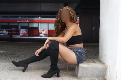 632933680: Chica busca chico en Madrid