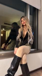 672560638: Chica busca chico en Barcelona