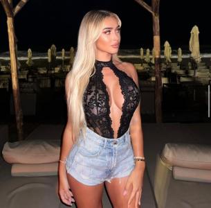 691605306: Chica busca chico en Sevilla