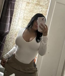 614905462: Chica busca chico en La Coruña