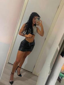 662094576: Chica busca chico en Málaga