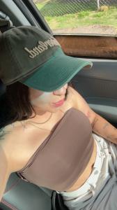 697710814: Chica busca chico en Gerona