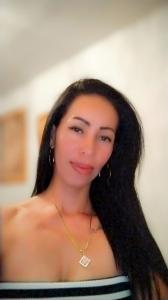 614374759: Chica busca chico en Valencia