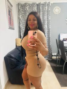 631942983: Chica busca chico en Murcia