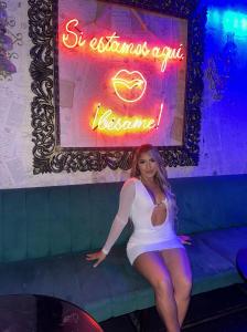 654659343: Chica busca chico en Madrid