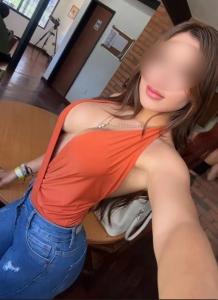 613695587: Chica busca chico en Navarra