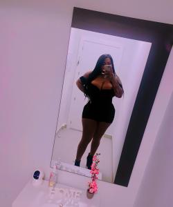 604105088: Chica busca chico en La Coruña