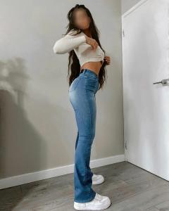 623568227: Chica busca chico en Madrid