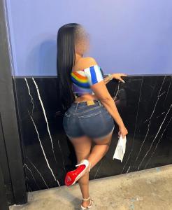 672965448: Chica busca chico en Teruel