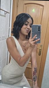 643047642: Chica busca chico en Mallorca