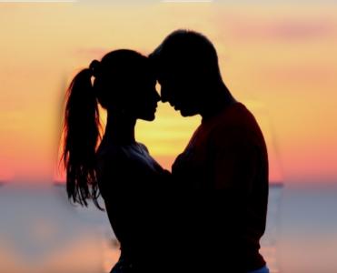 676980179: Chica busca chico en Sevilla